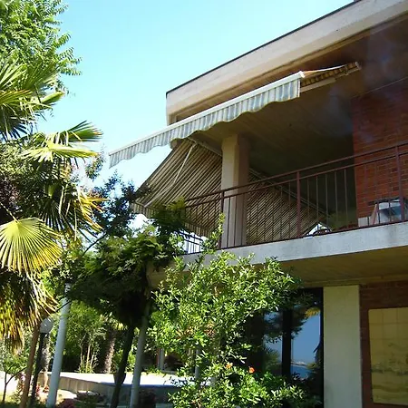 Apollonio Apartmán